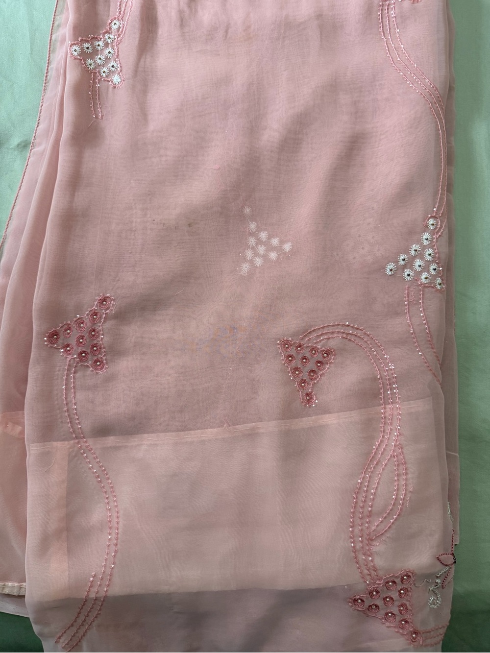 Women’s Pink Embellished Saree